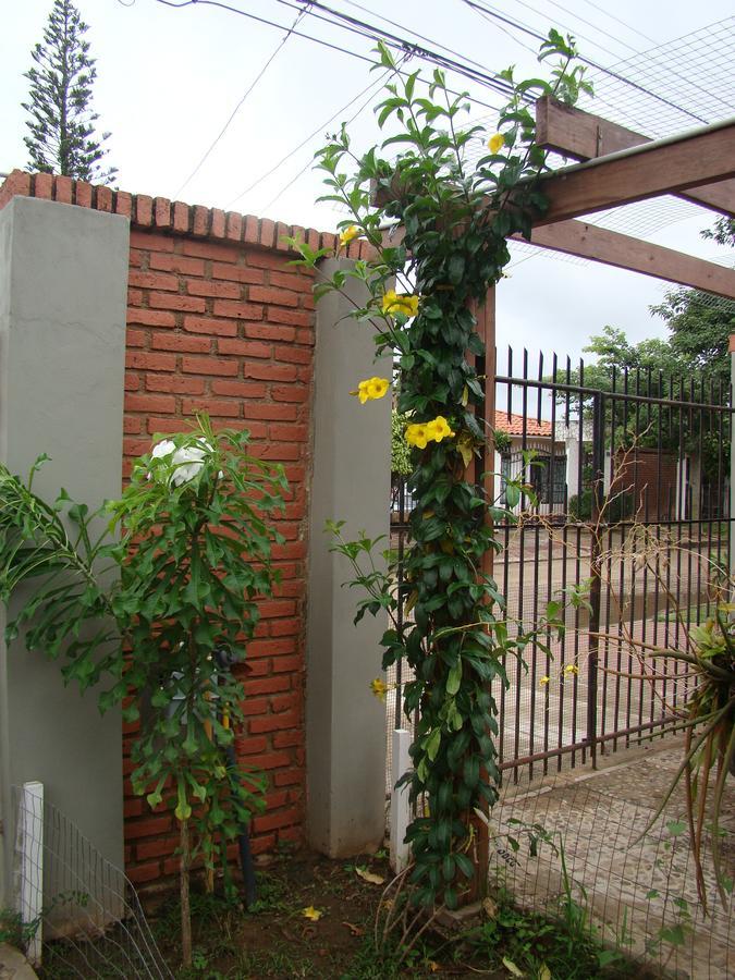 Хостел Sur Backpackers Санта-Крус-де-ла-Сьерра Экстерьер фото